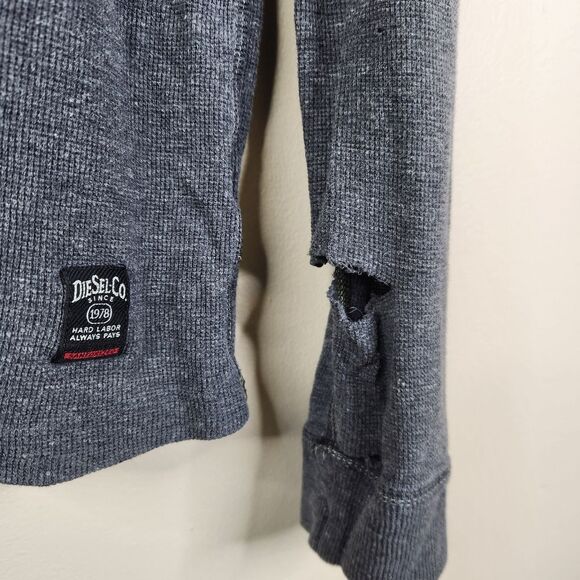Diesel Gray Minimalist Long Sleeve 4 Button Henley Thermal Shirt Size Large - Picture 7 of 12